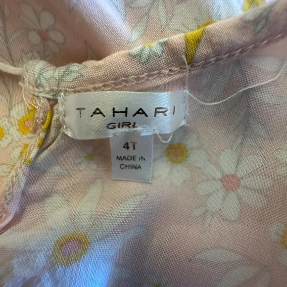 Toddler Girl's 4T Tahari Floral Romper Peach Pink Summer Cute Ruffles - Picture 6 of 8